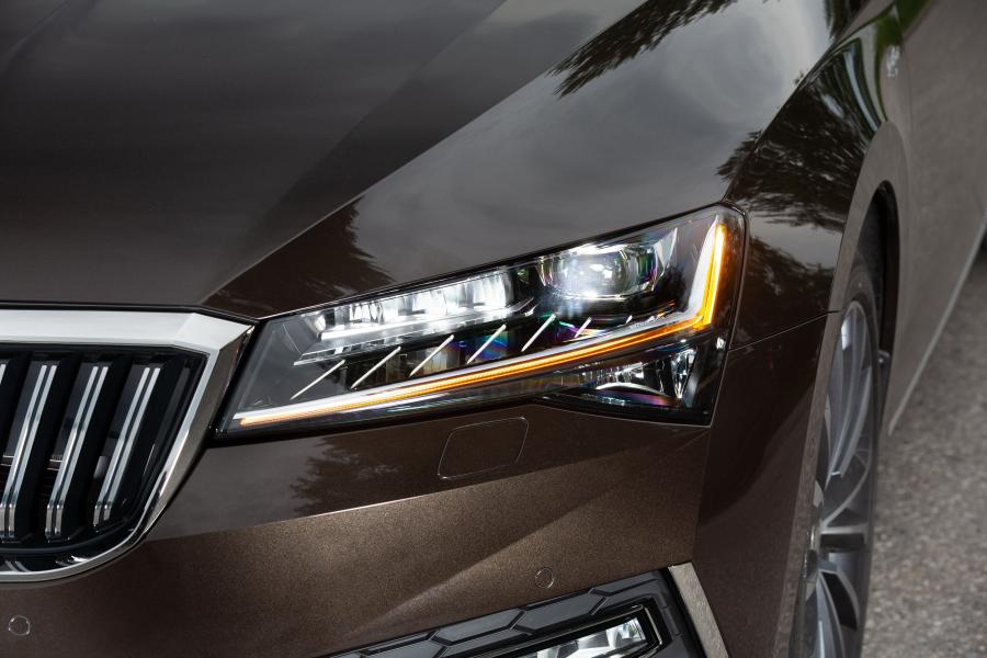 Детали экстерьера Skoda Superb Laurin & Klement 2019 года  (WW) (фото 48 из 93)